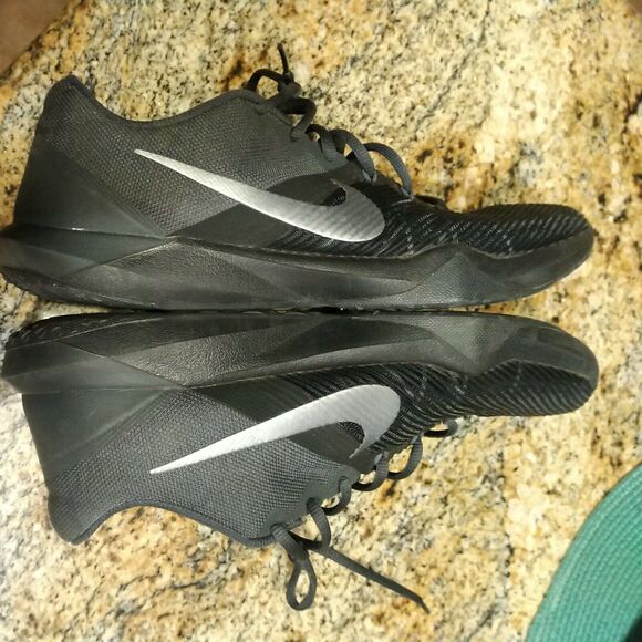 Nike Men's Retaliation Cross Training 917707-001 (Size 11 US) Pre-Owned - Great! - Picture 8 of 12